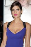 th_38464_celebrity-paradise.com-The_Elder-Lake_Bell_2009-12-09_-_NY_Premiere_Of_Its_Complicated_224_122_137lo.jpg