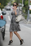 th_66136_Preppie_-_Dannii_Minogue_picks_up_dry_cleaning_and_then_shopping_at_Leona_Edinstion_in_Melbourne_-_Jan._12_2010_6177_122_139lo.JPG