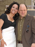 th_05381_JLD_honored_with_star_on_hollywood_walk_of_fame_14_122_365lo.jpg