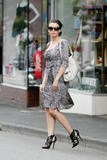 th_66122_Preppie_-_Dannii_Minogue_picks_up_dry_cleaning_and_then_shopping_at_Leona_Edinstion_in_Melbourne_-_Jan._12_2010_8169_122_374lo.JPG